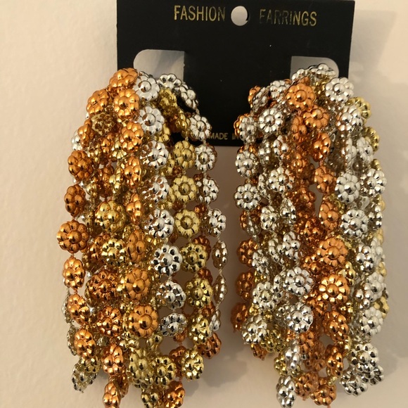 Earrings - Picture 2 of 2